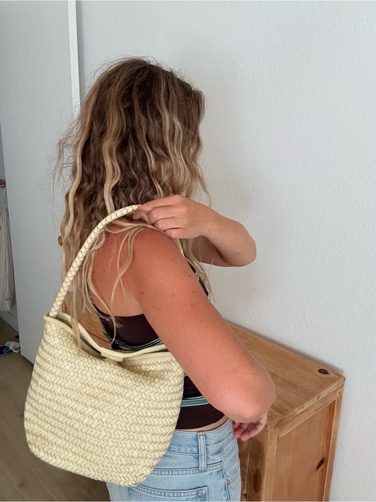 Madewell Accessories - NWT Madewell The Signature Woven Shoulder Bag